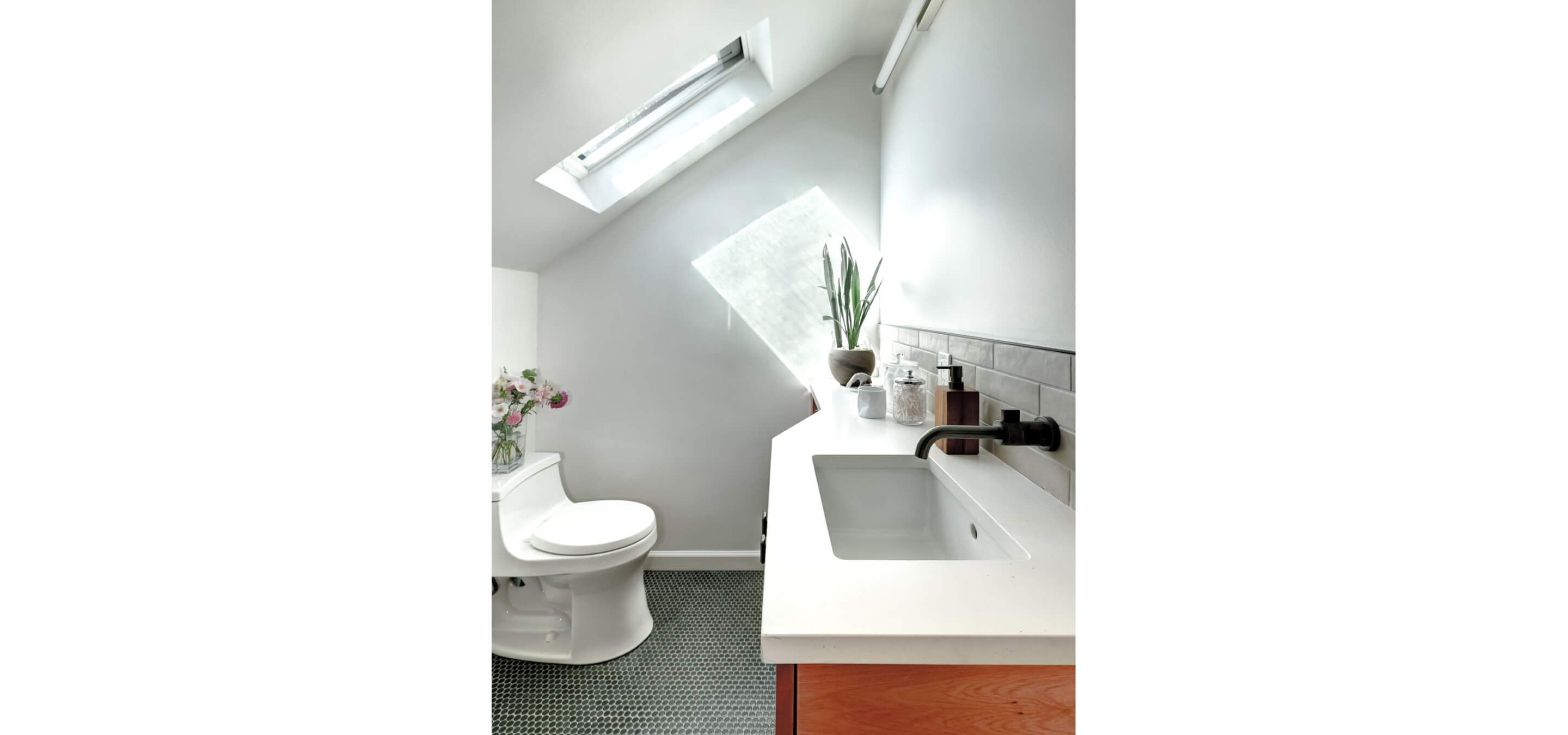 Evergreen Bath - Extra Image 1